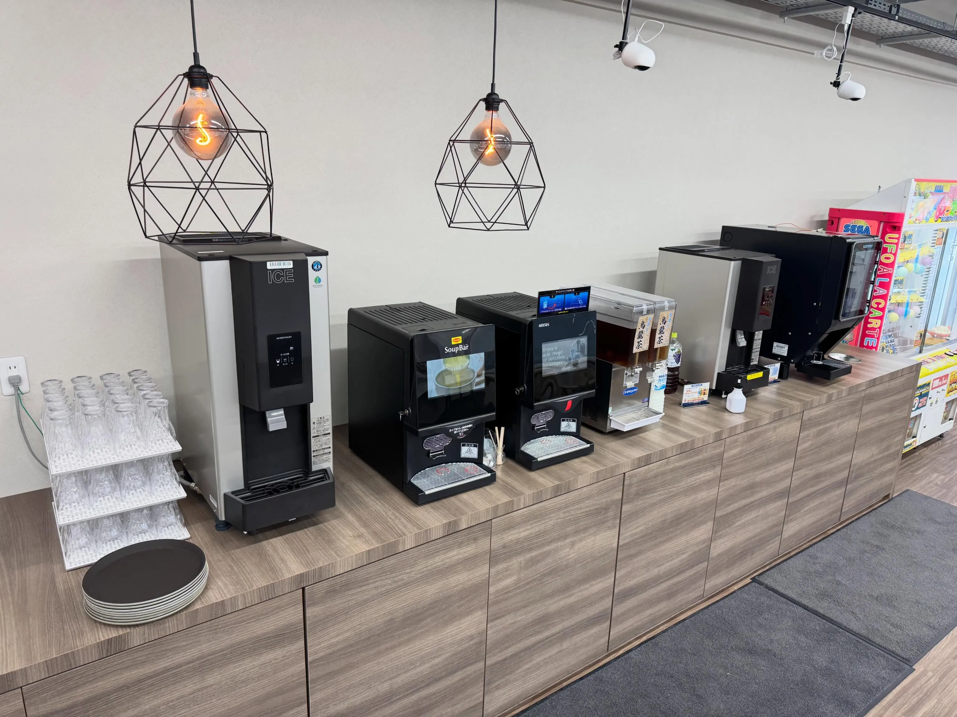 新ドリンクバー設置完了!
